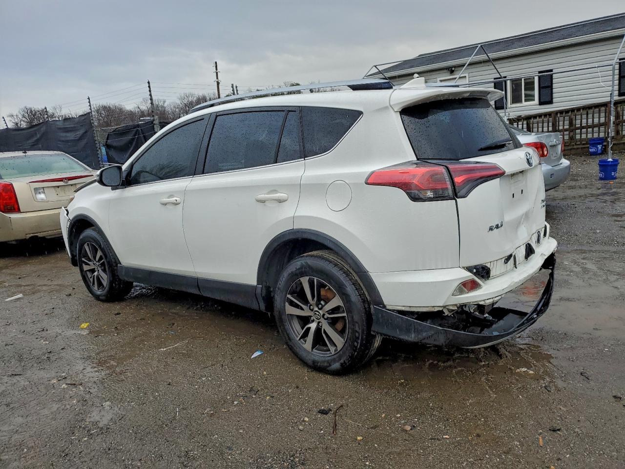 2018 TOYOTA RAV4 ADVENTURE photo 2