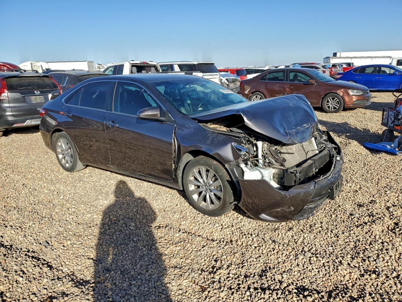 2016 TOYOTA CAMRY LE photo 7