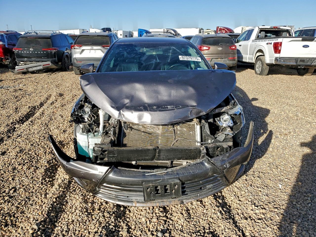 2016 TOYOTA CAMRY LE photo 9