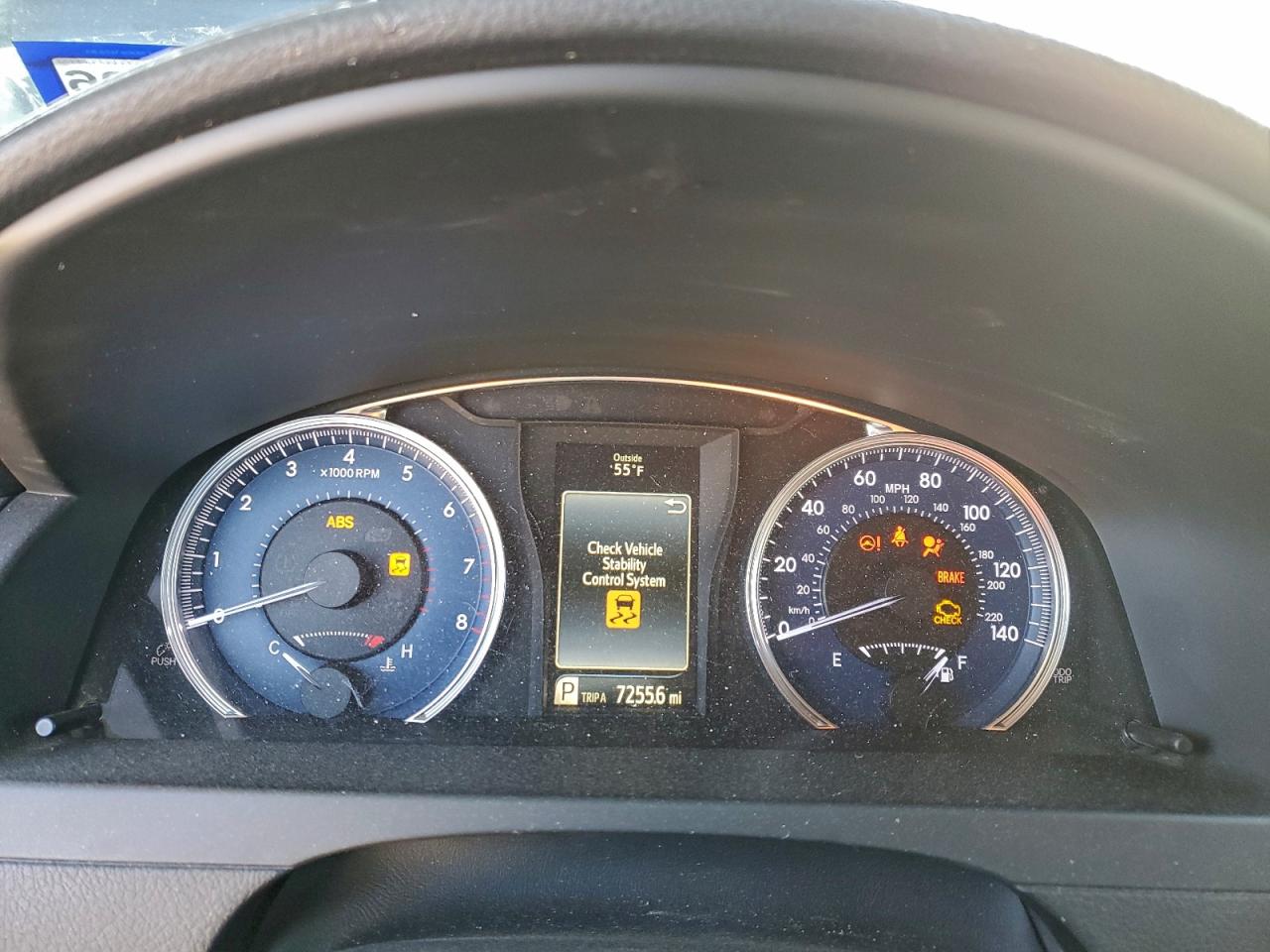 2016 TOYOTA CAMRY LE photo 17