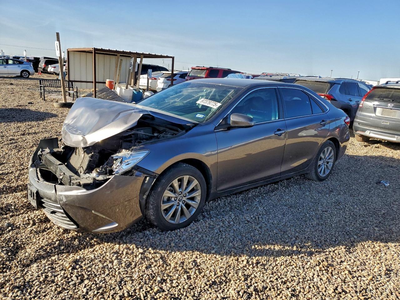 2016 TOYOTA CAMRY