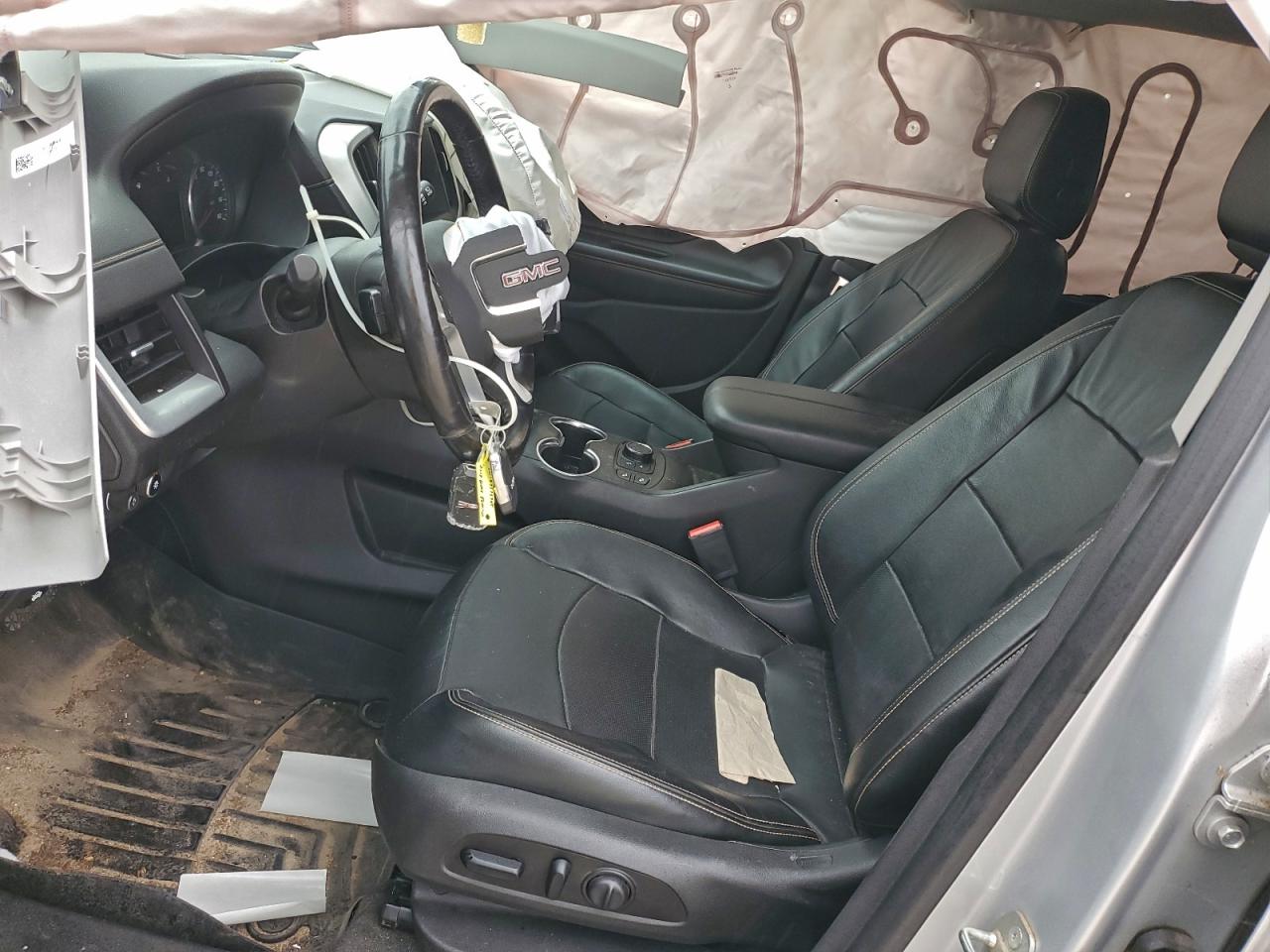 2018 GMC TERRAIN SLT photo 13
