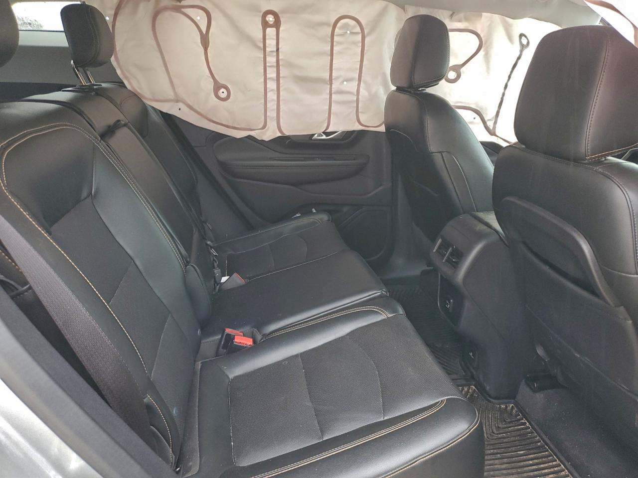 2018 GMC TERRAIN SLT photo 21
