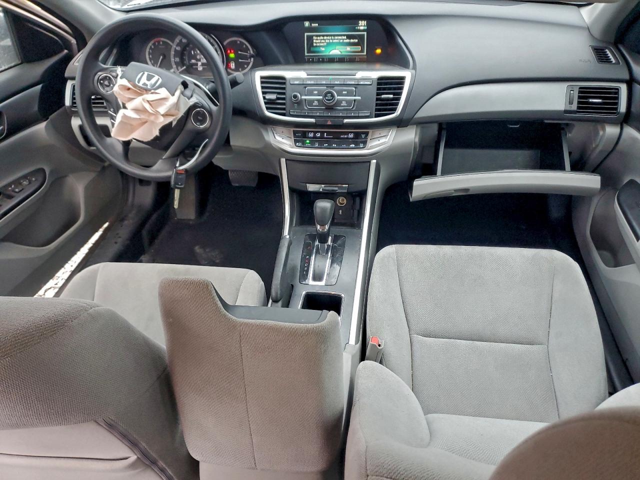 2013 HONDA ACCORD LX photo 15