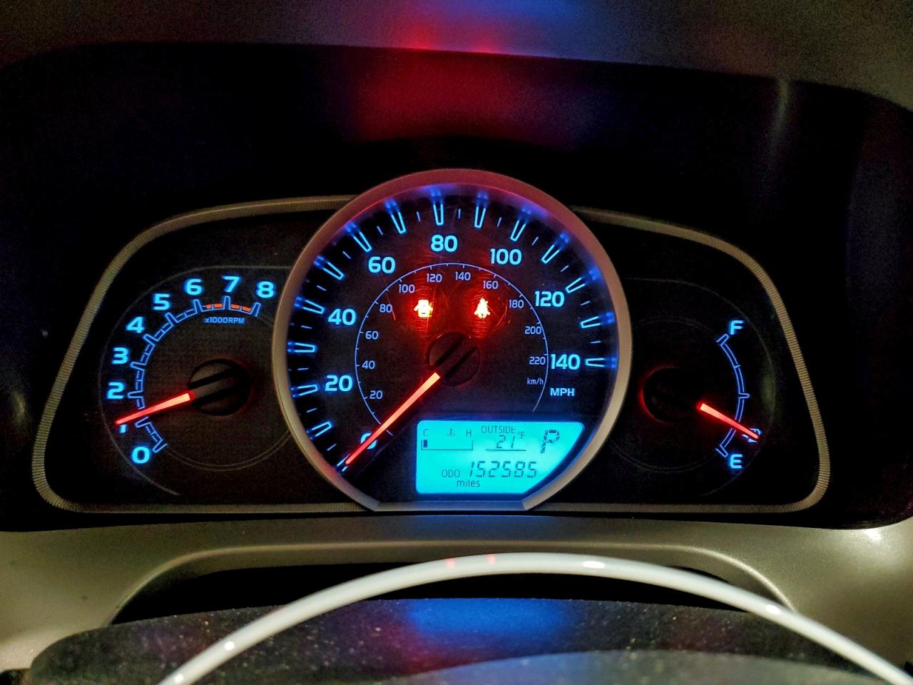 2013 TOYOTA RAV4 XLE photo 17