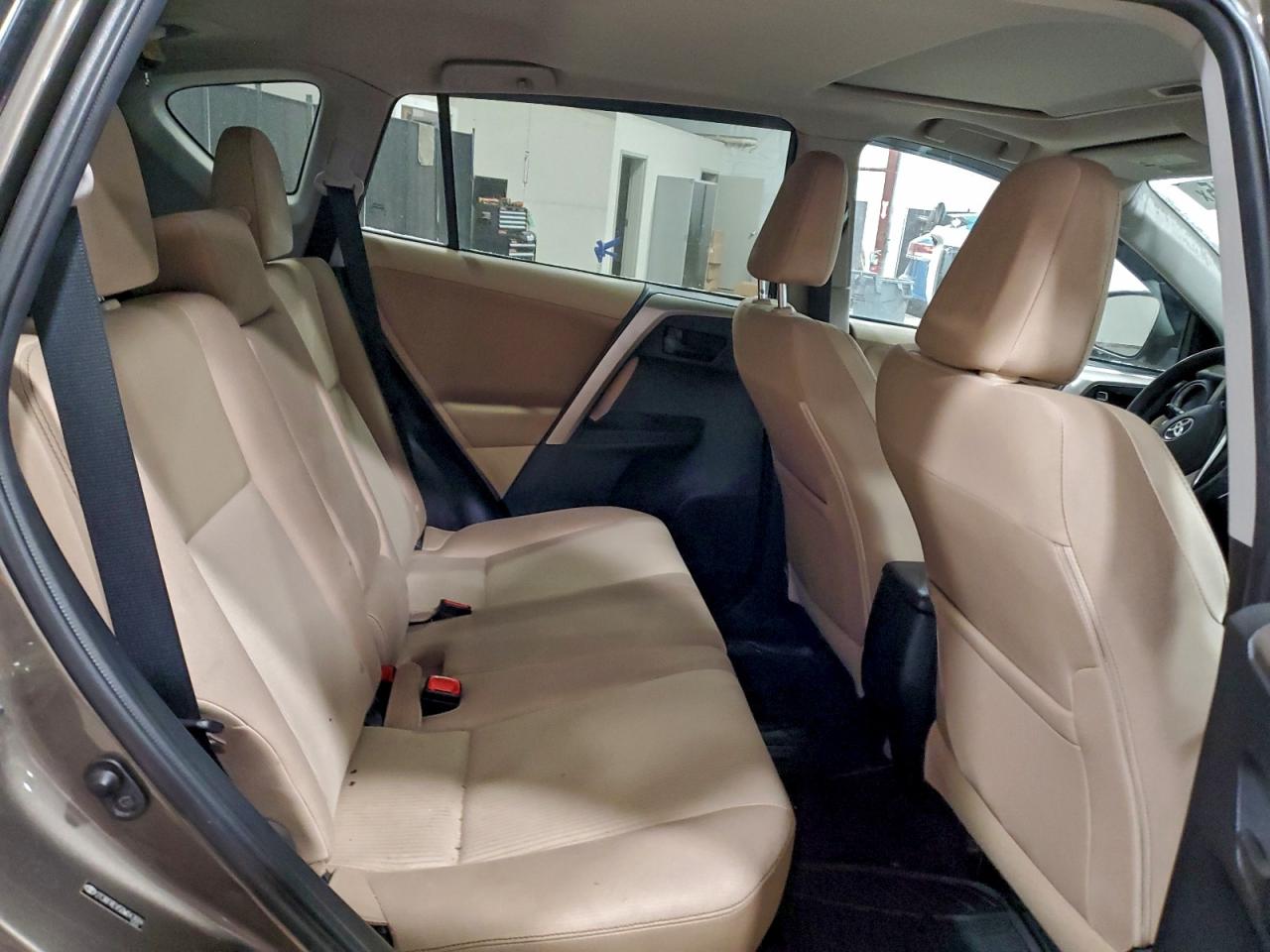 2013 TOYOTA RAV4 XLE photo 21