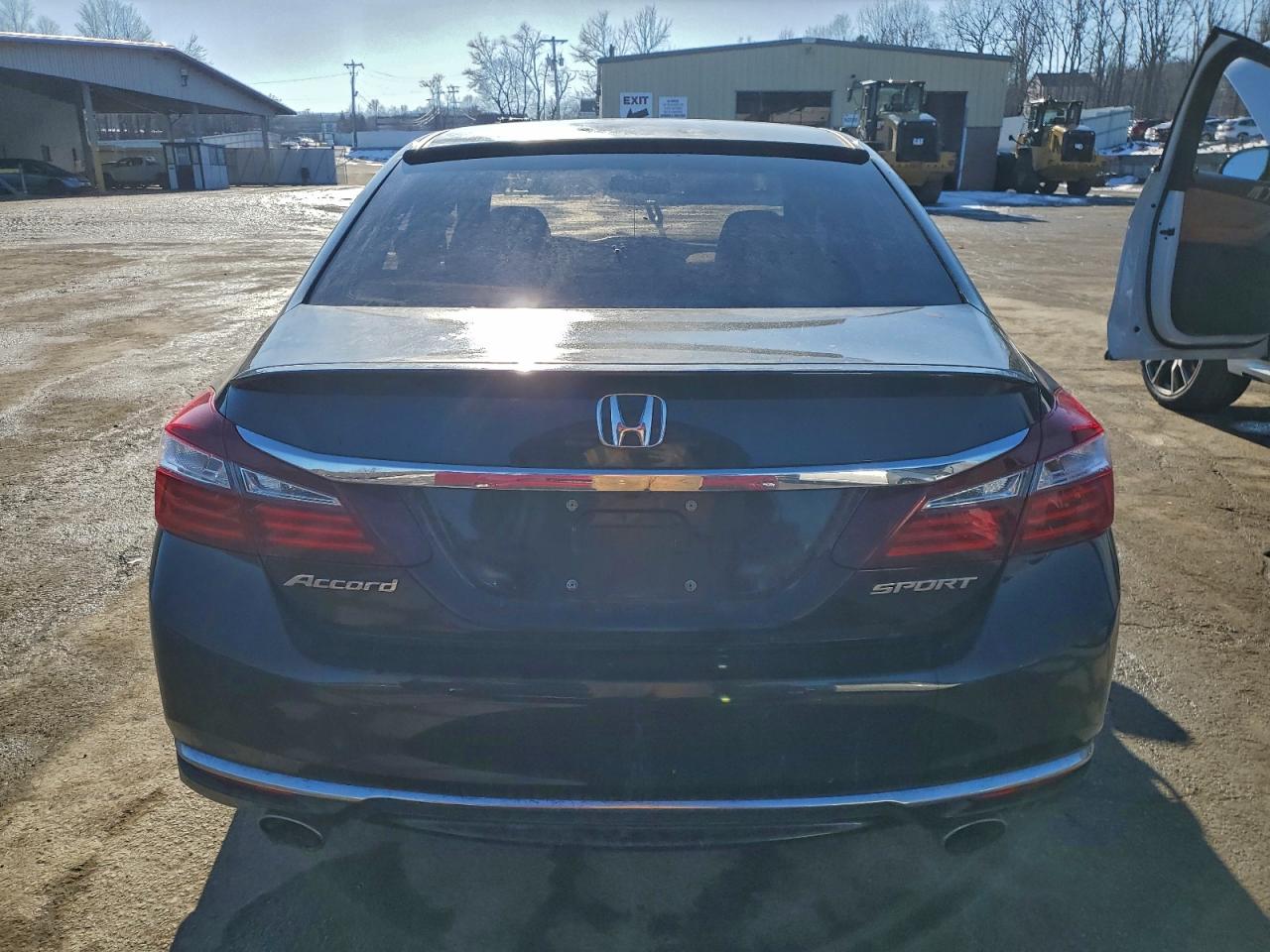 2017 HONDA ACCORD SPORT photo 6