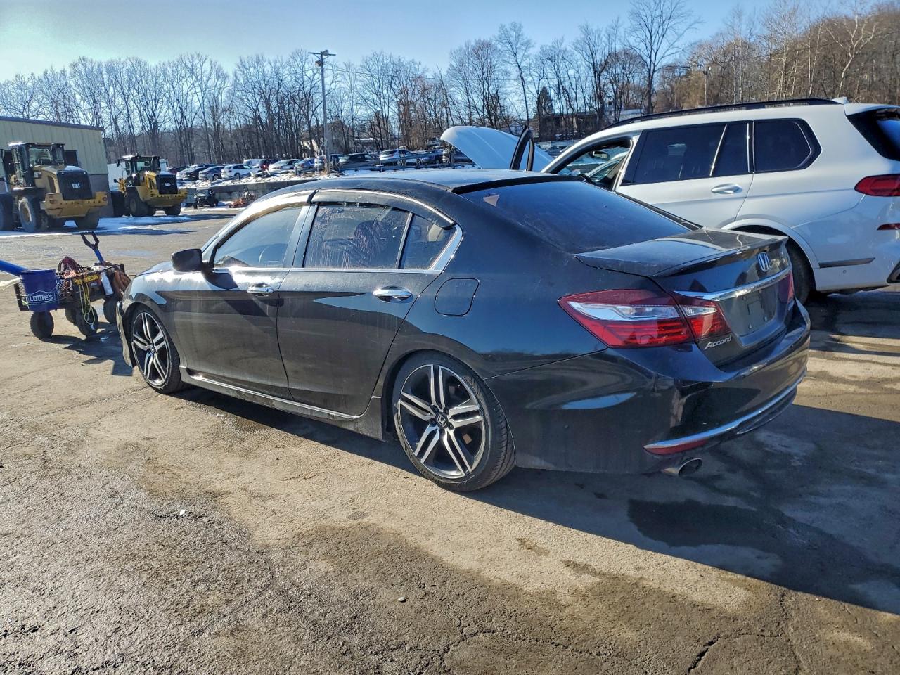 2017 HONDA ACCORD SPORT photo 2