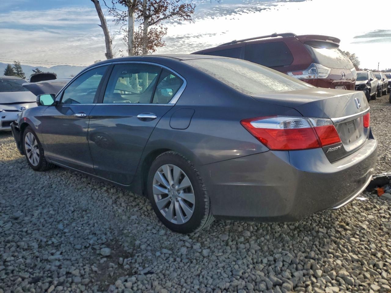 2013 HONDA ACCORD EX photo 2