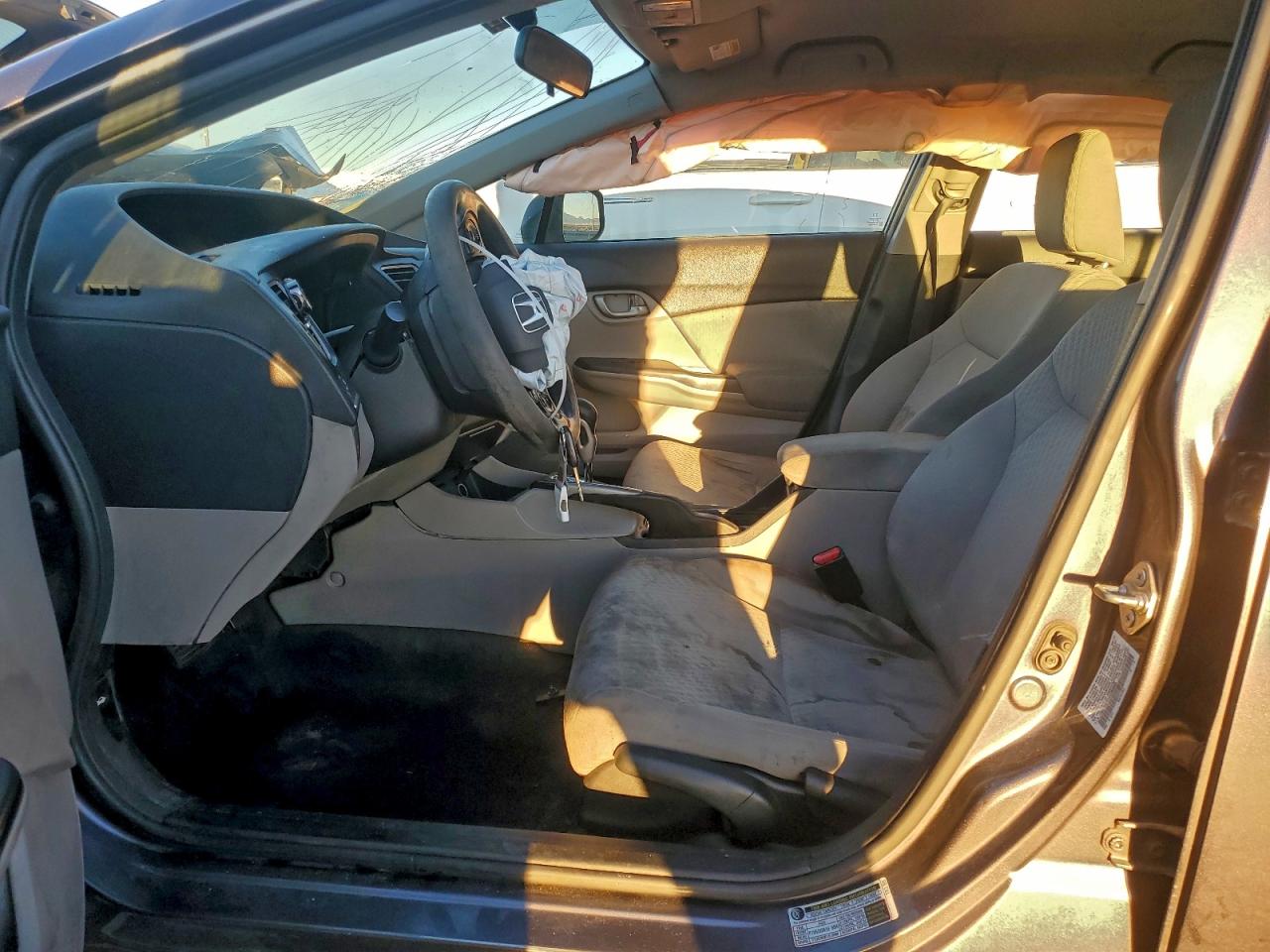 2014 HONDA CIVIC LX photo 19