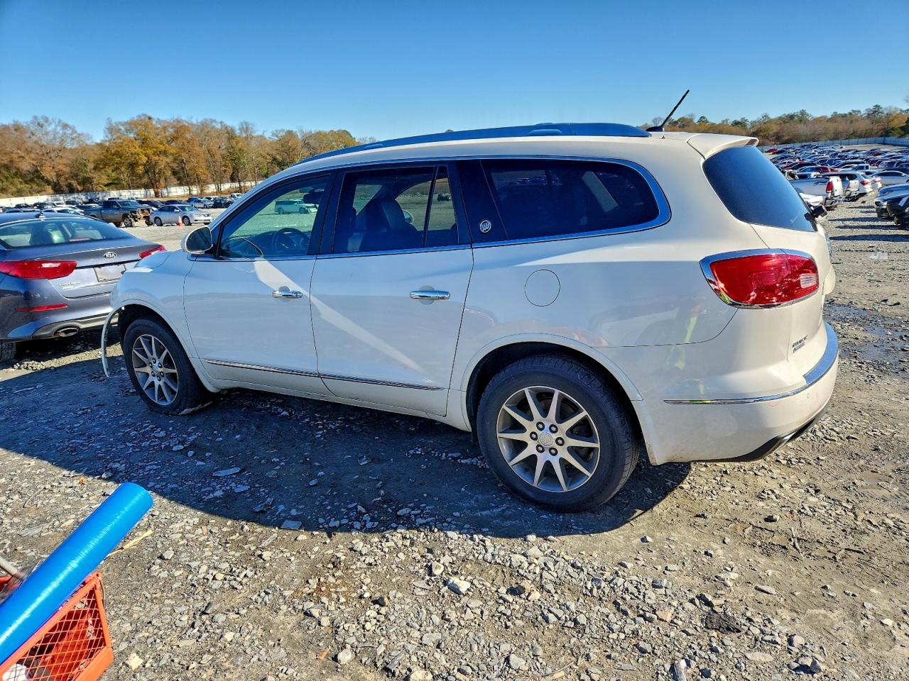 2014 BUICK ENCLAVE photo 2