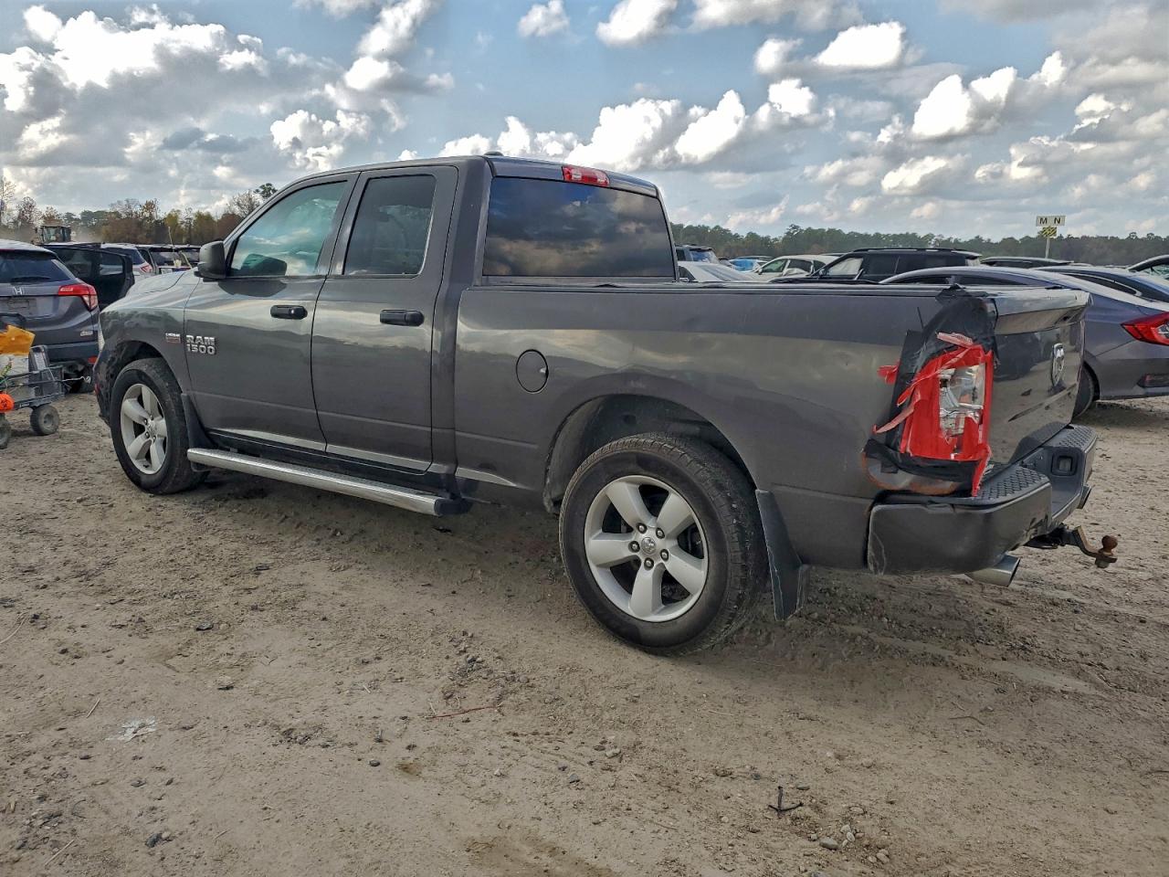 2015 RAM 1500 ST photo 2