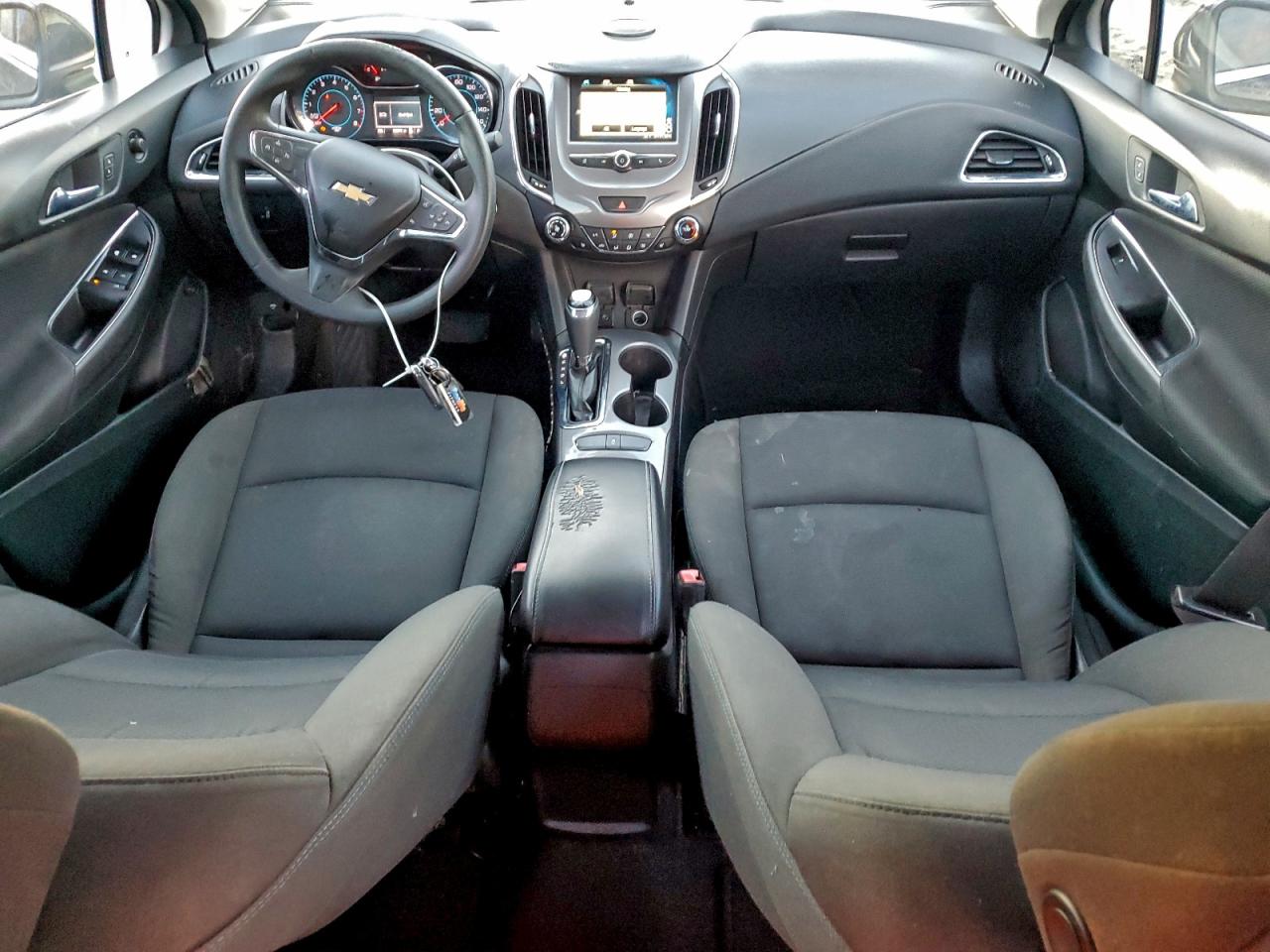 2016 CHEVROLET CRUZE LT photo 8