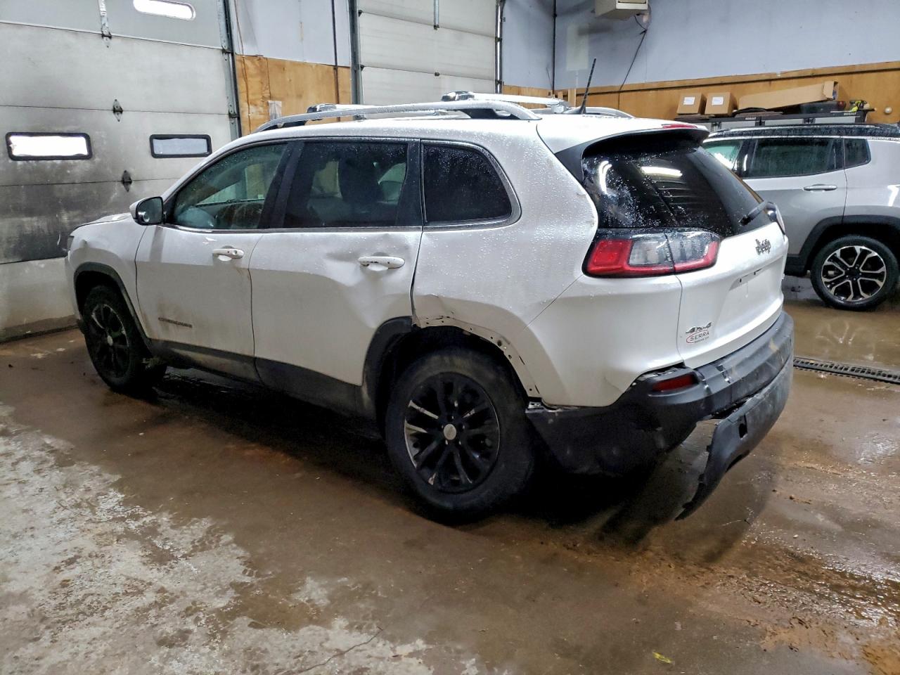 2021 JEEP CHEROKEE LATITUDE LUX photo 3