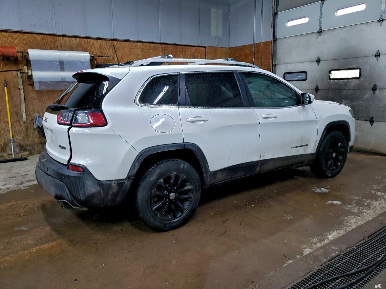 2021 JEEP CHEROKEE LATITUDE LUX photo 5