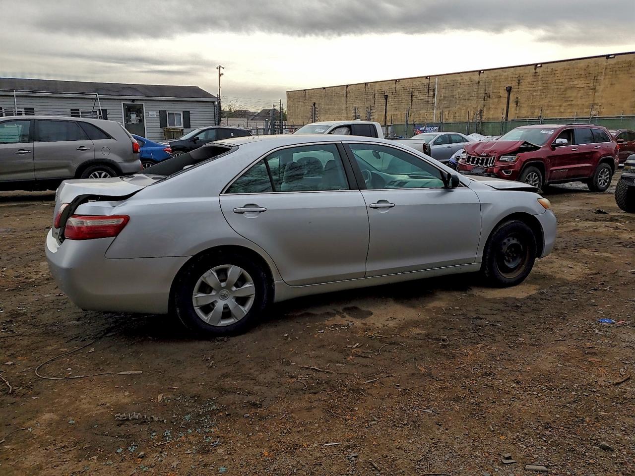 2009 TOYOTA CAMRY BASE photo 7