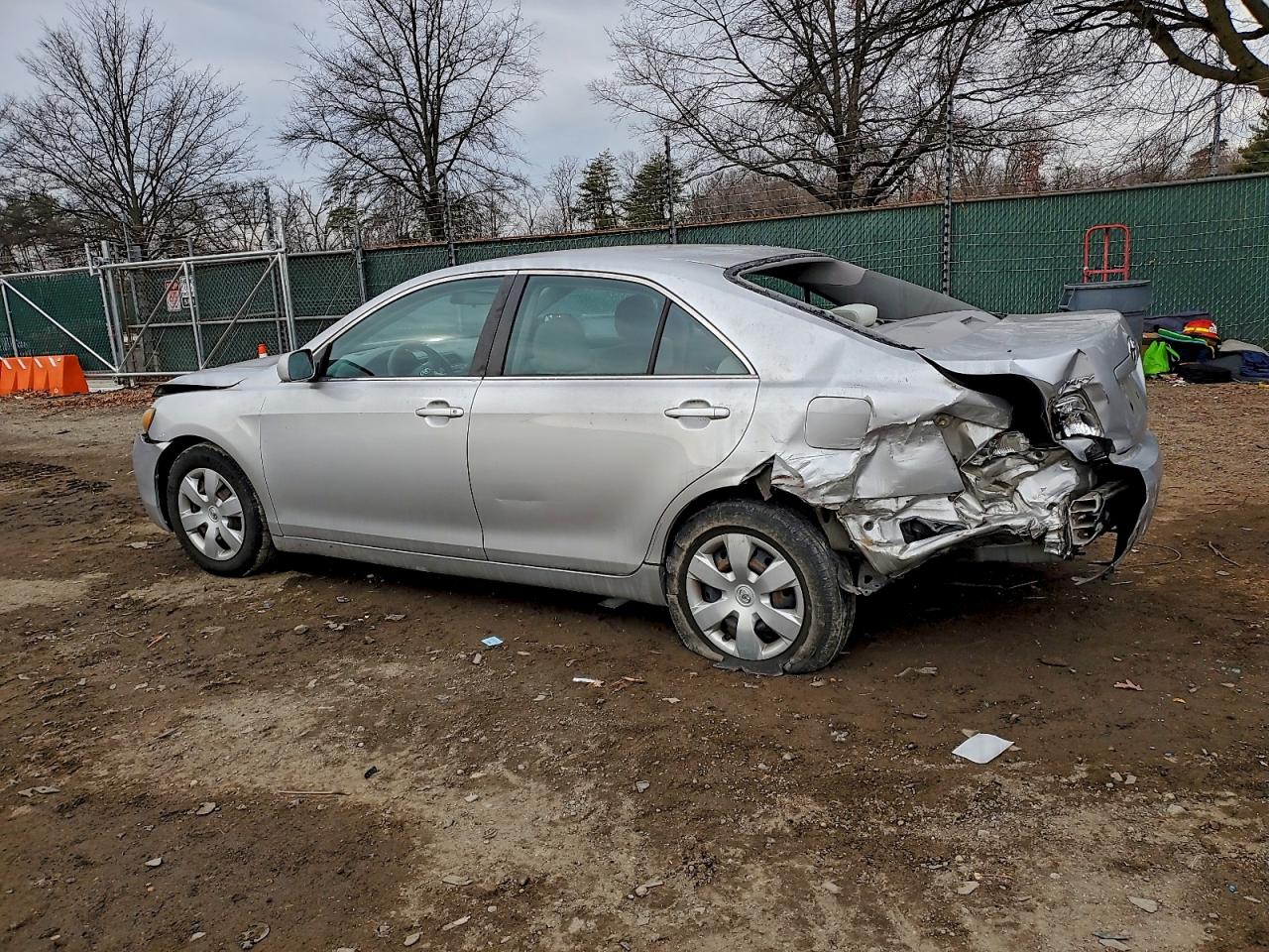 2009 TOYOTA CAMRY BASE photo 4