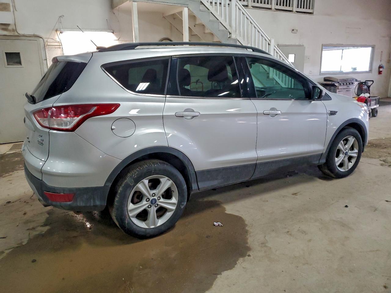 2015 FORD ESCAPE SE photo 3