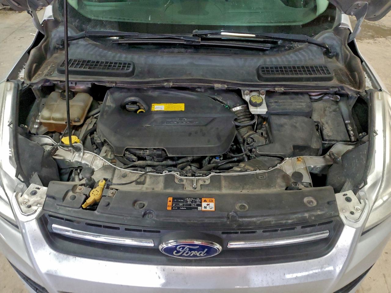 2015 FORD ESCAPE SE photo 12