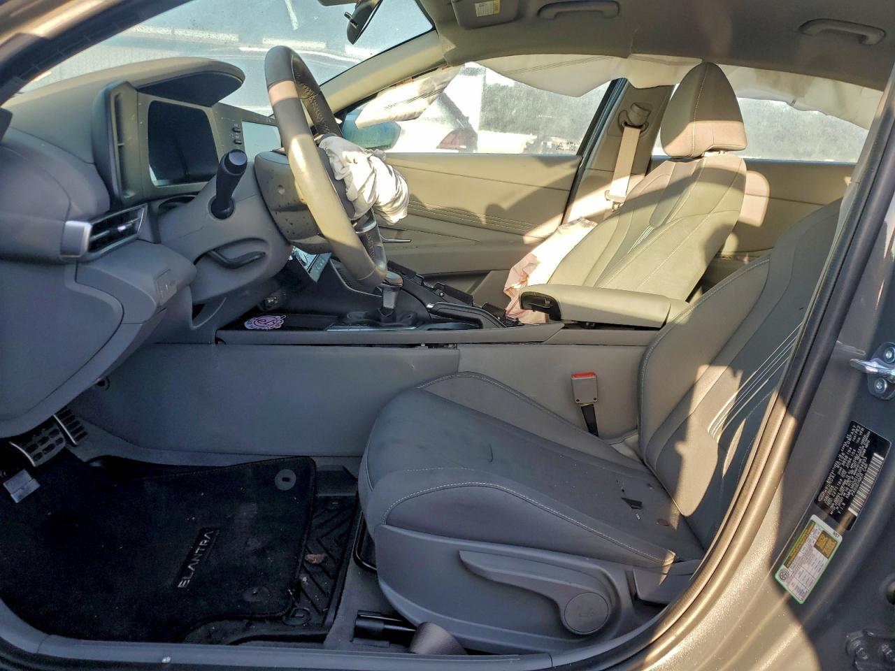 2025 HYUNDAI ELANTRA SEL SPORT photo 7