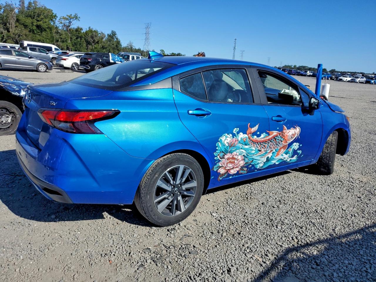 2021 NISSAN VERSA SV photo 7