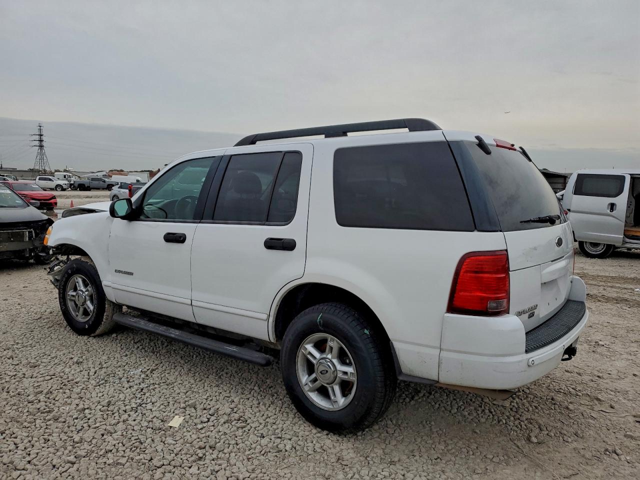 2005 FORD EXPLORER XLT photo 2