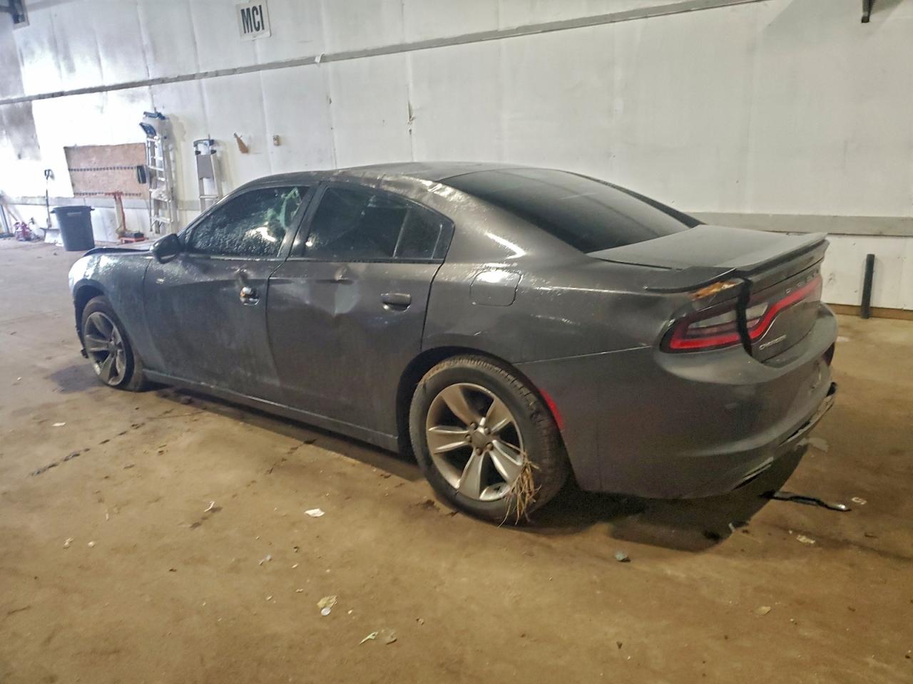 2015 DODGE CHARGER SE photo 2