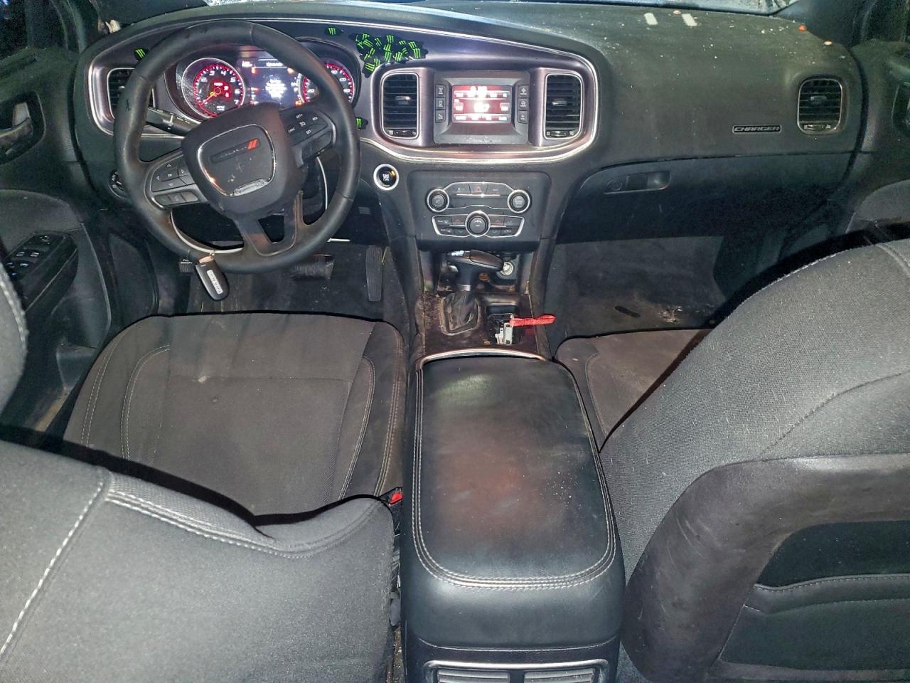 2015 DODGE CHARGER SE photo 8