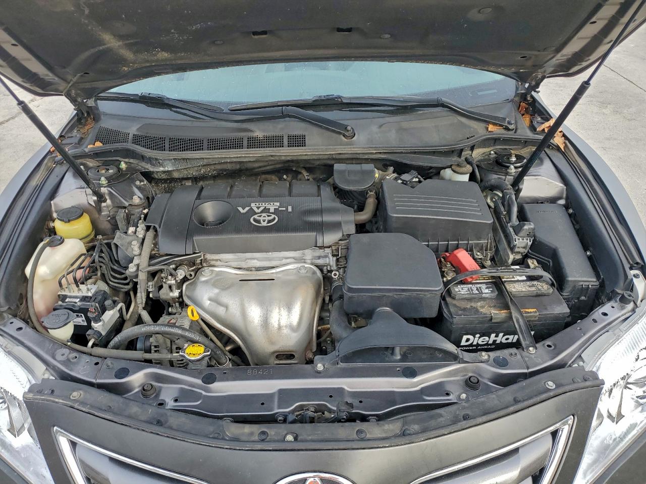 2010 TOYOTA CAMRY BASE photo 11