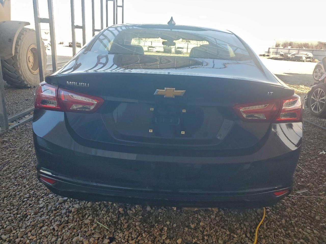 2022 CHEVROLET MALIBU LT photo 11
