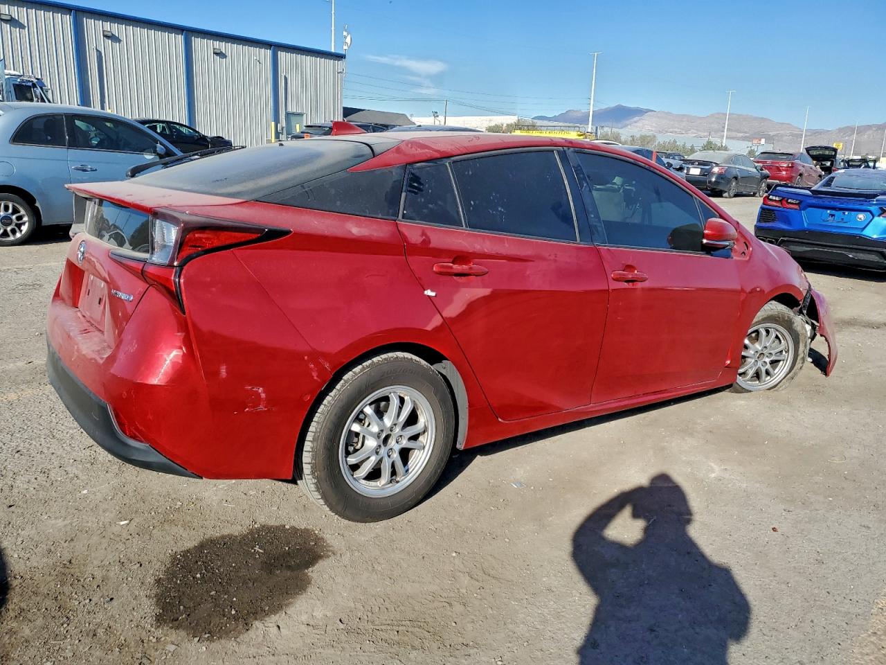 2019 TOYOTA PRIUS photo 3