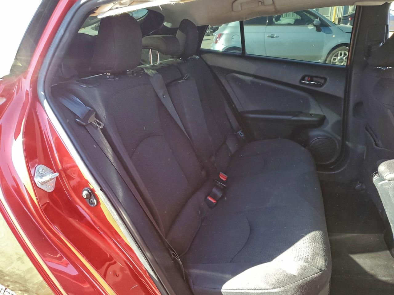 2019 TOYOTA PRIUS photo 10
