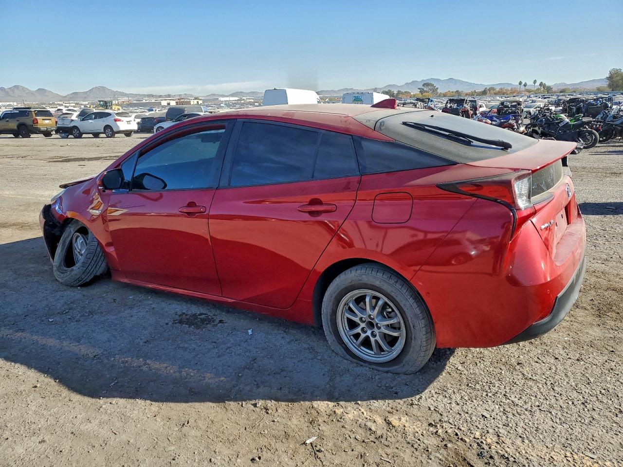 2019 TOYOTA PRIUS photo 2