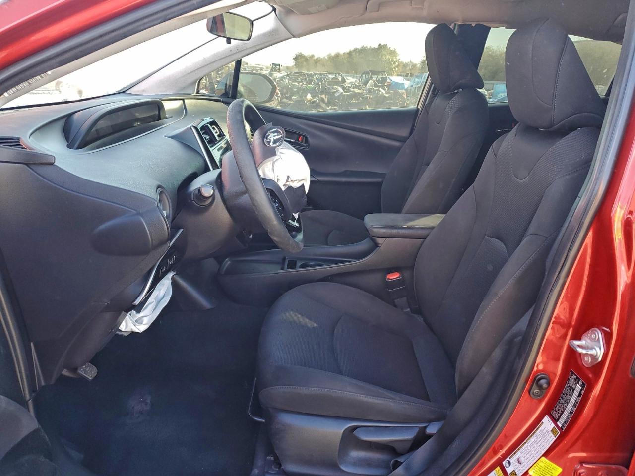 2019 TOYOTA PRIUS photo 7