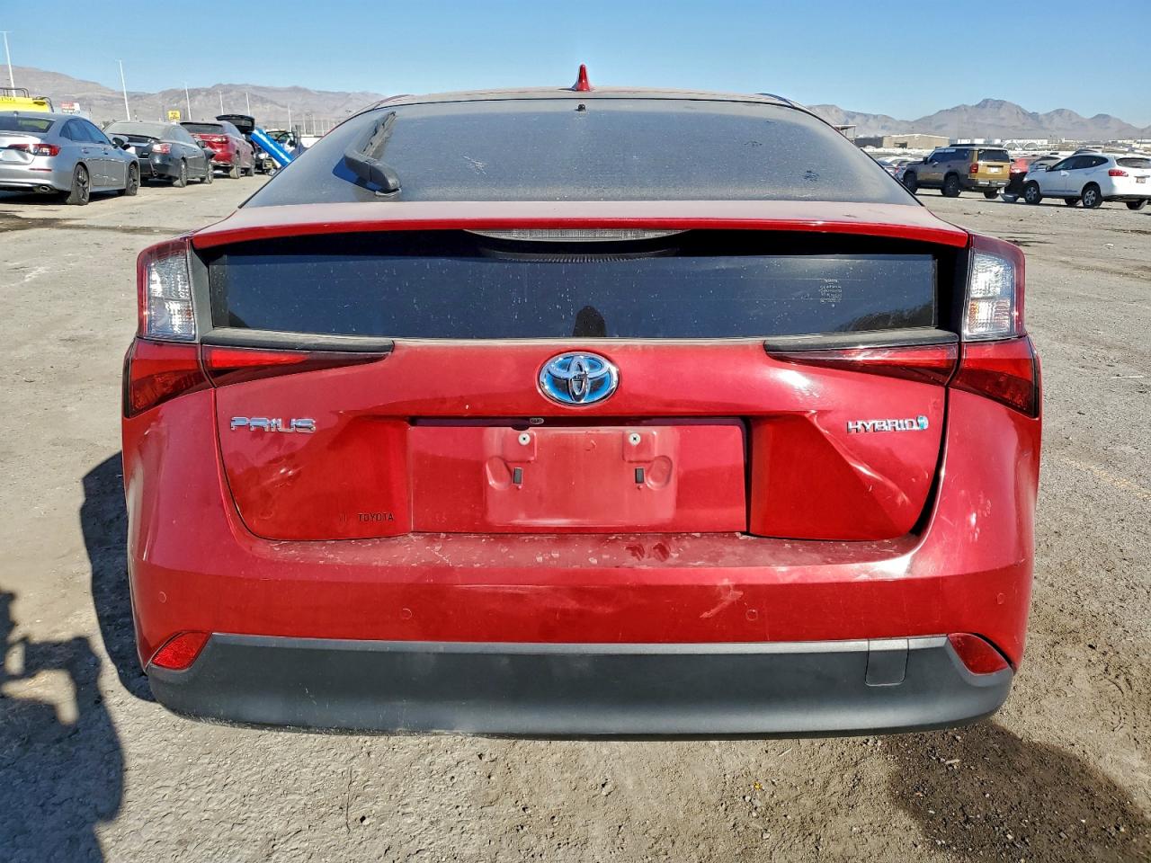 2019 TOYOTA PRIUS photo 6