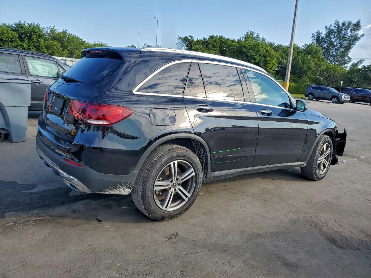 2020 MERCEDES-BENZ GLC 300 photo 5