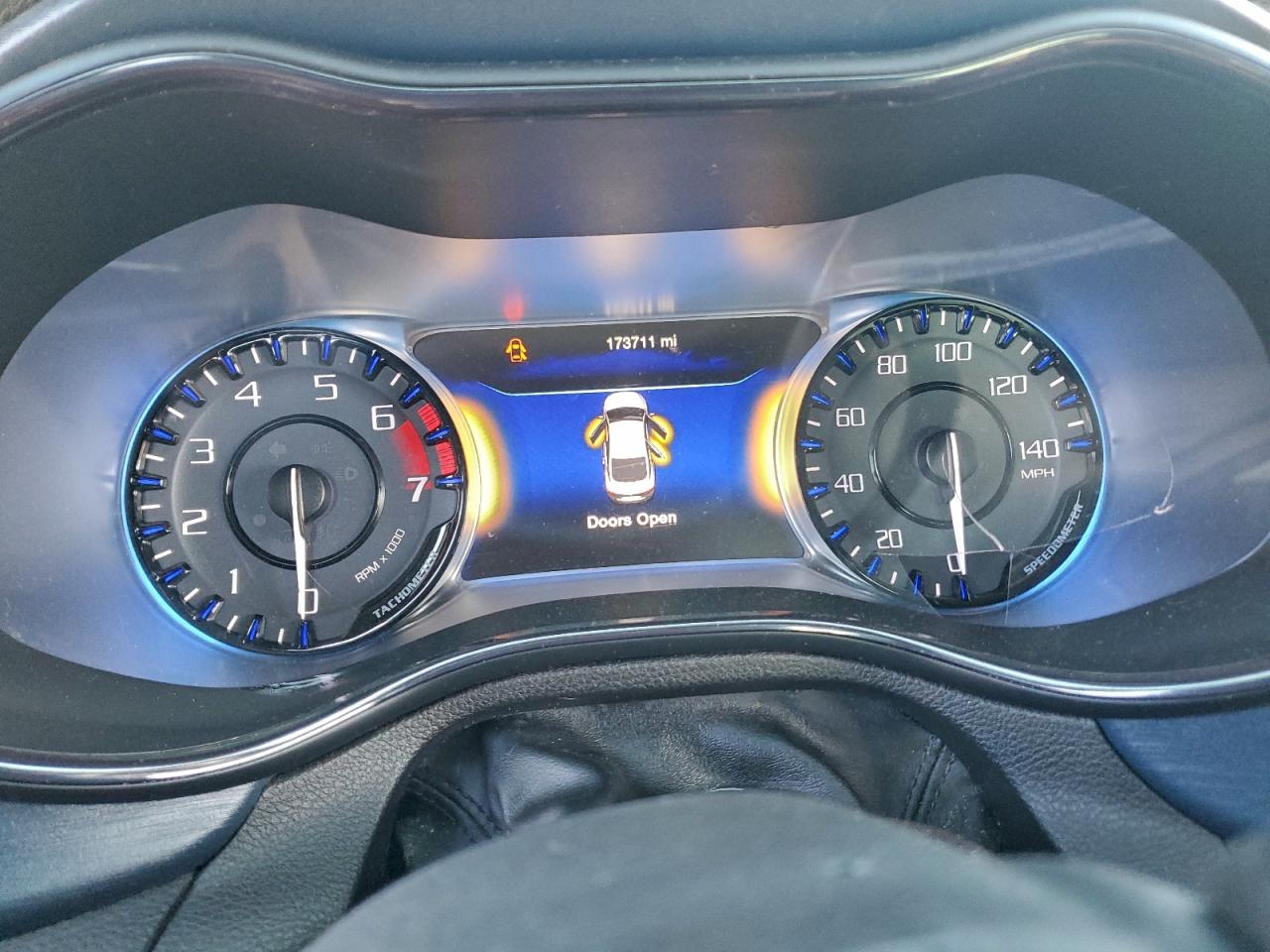2015 CHRYSLER 200 S photo 9