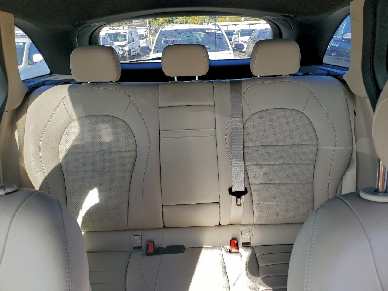 2018 MERCEDES-BENZ GLC 300 photo 10