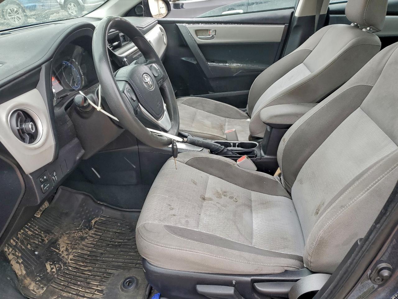 2019 TOYOTA COROLLA L photo 7