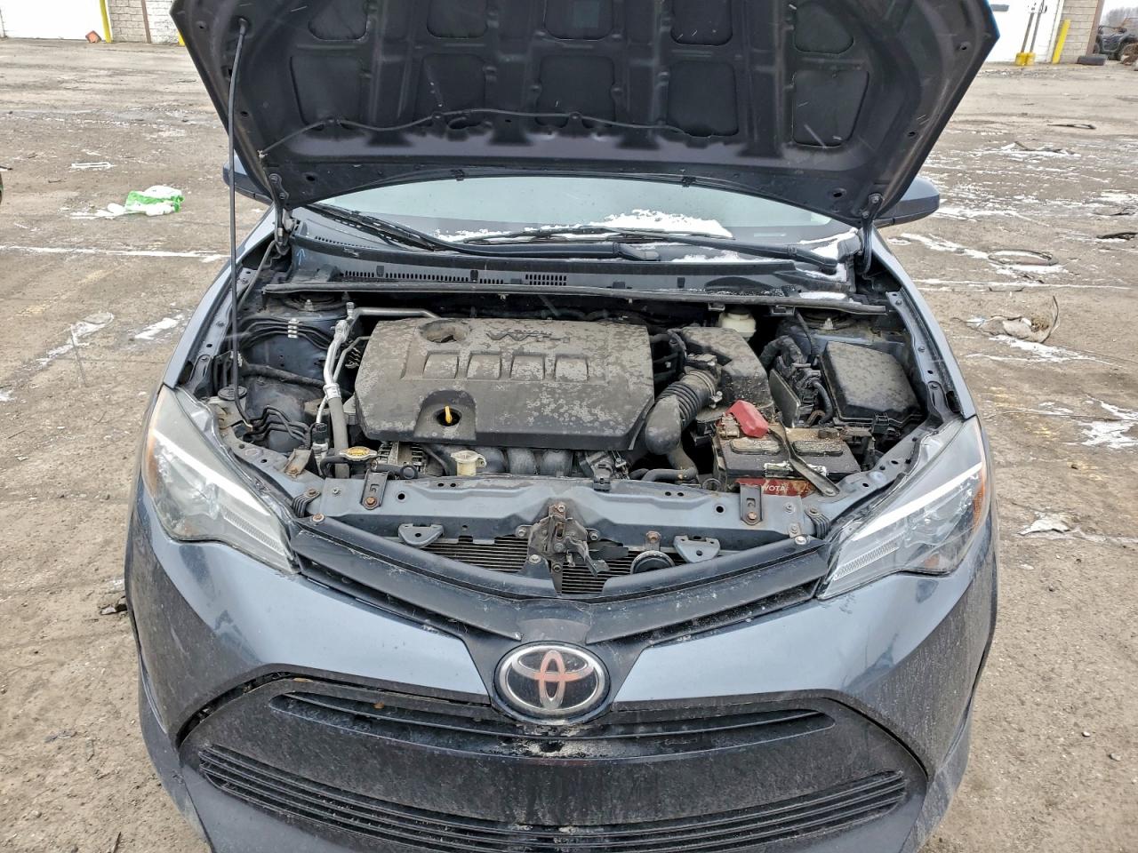 2019 TOYOTA COROLLA L photo 11