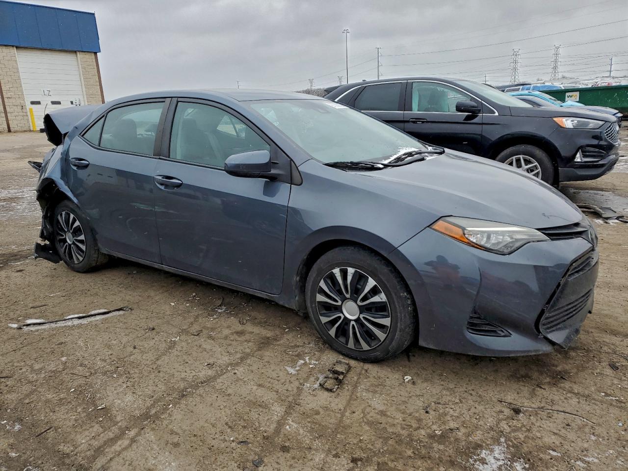2019 TOYOTA COROLLA L photo 4