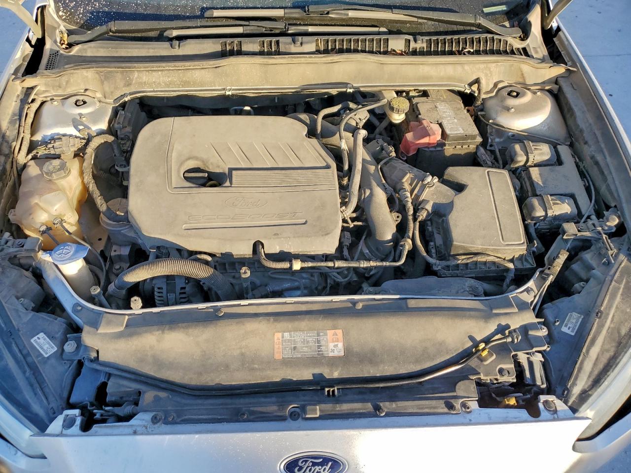 2016 FORD FUSION SE photo 11