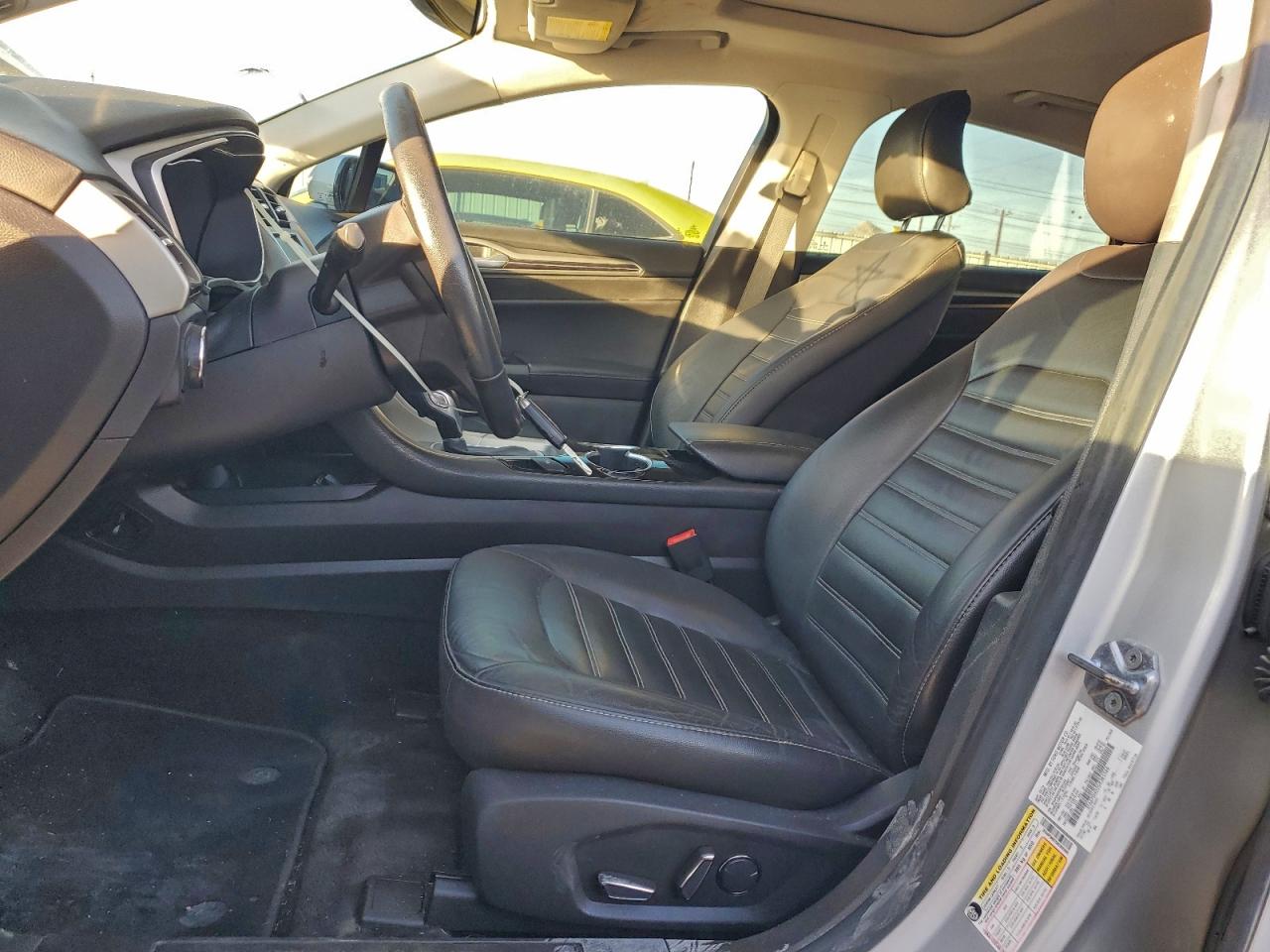 2016 FORD FUSION SE photo 7