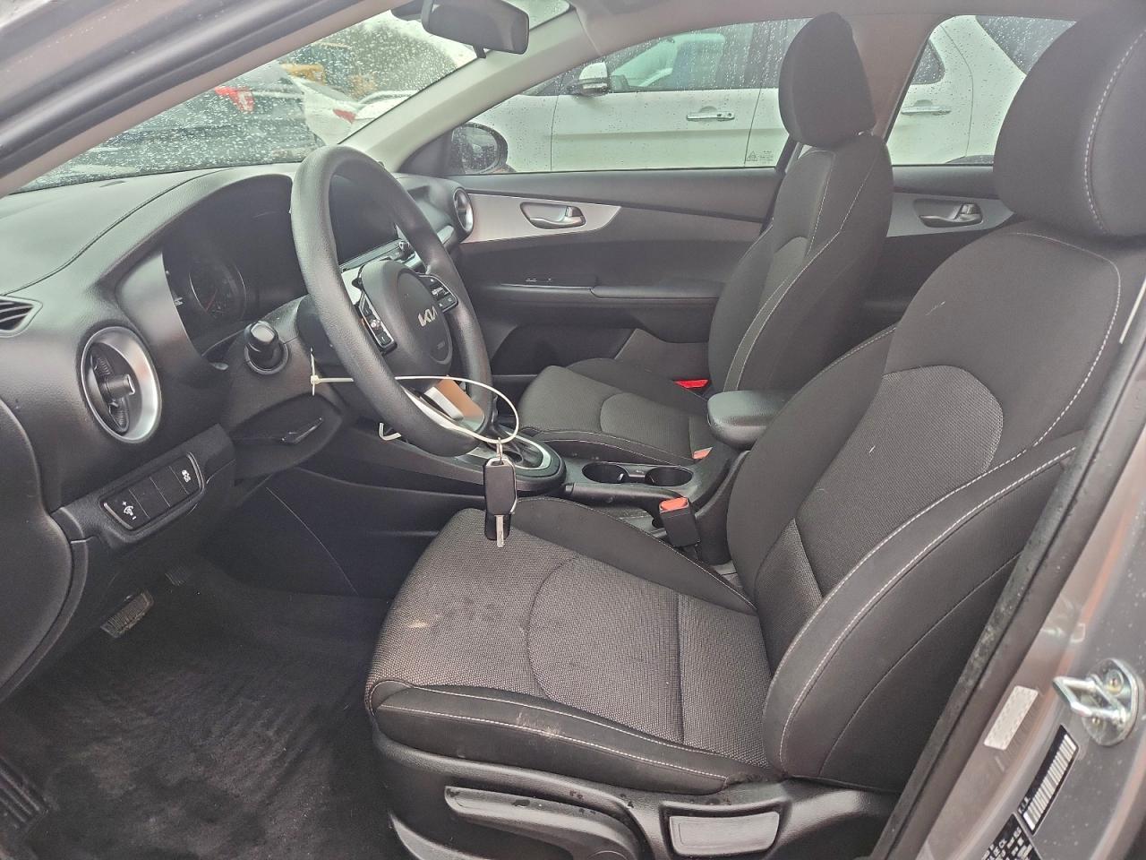 2023 KIA FORTE LX photo 7