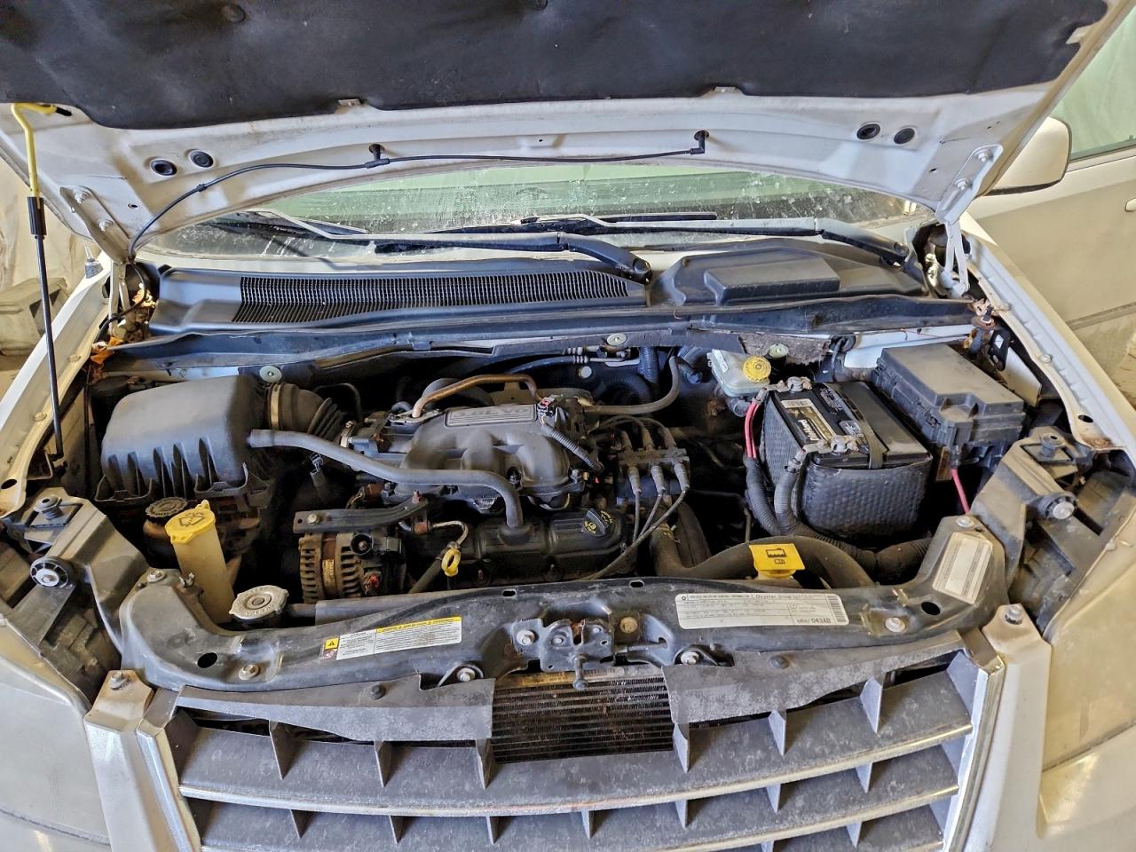 2010 CHRYSLER TOWN & COUNTRY TOURING photo 12