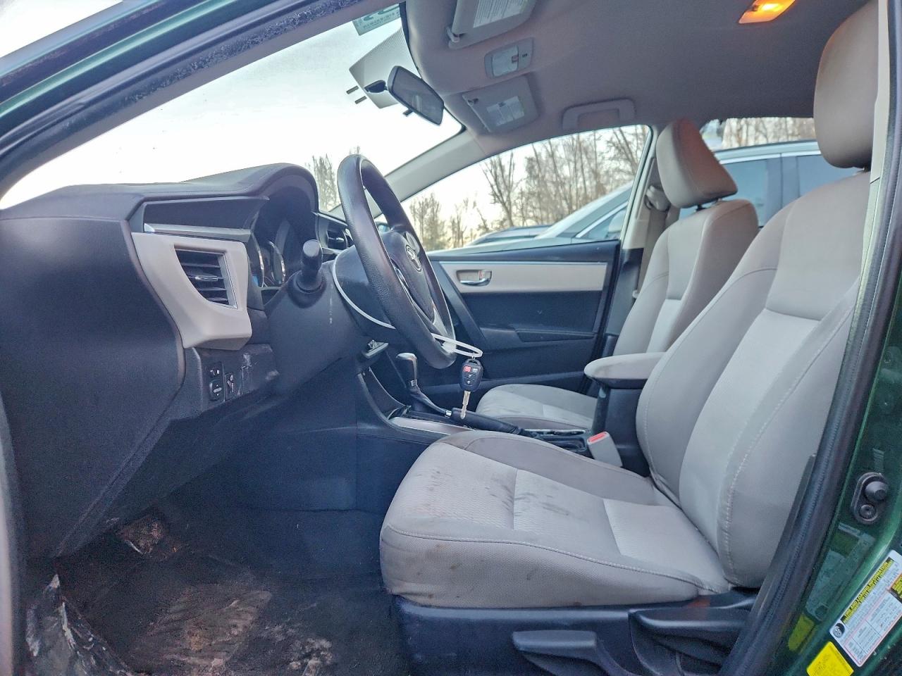 2014 TOYOTA COROLLA L photo 7