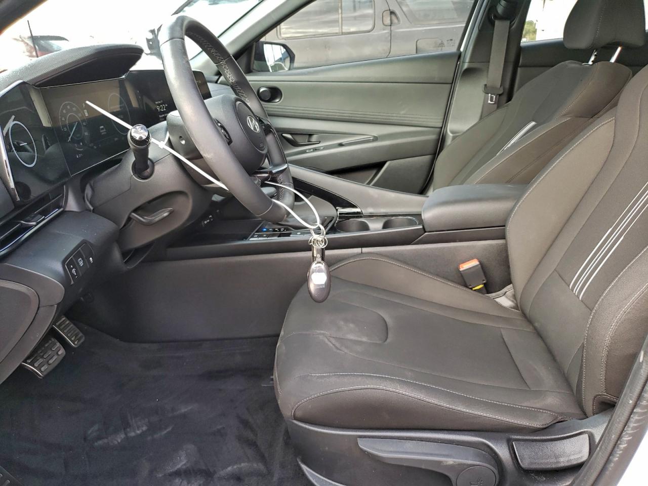 2025 HYUNDAI ELANTRA BLUE photo 7