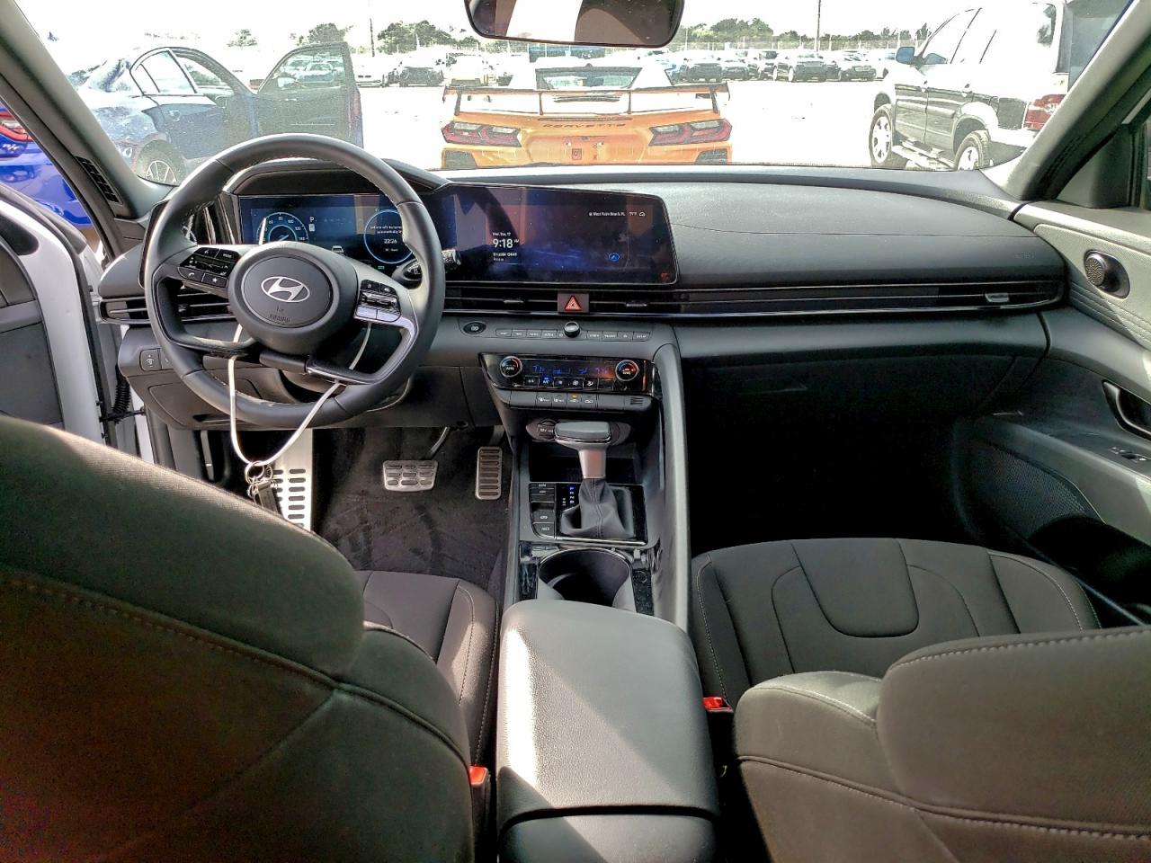 2025 HYUNDAI ELANTRA BLUE photo 8