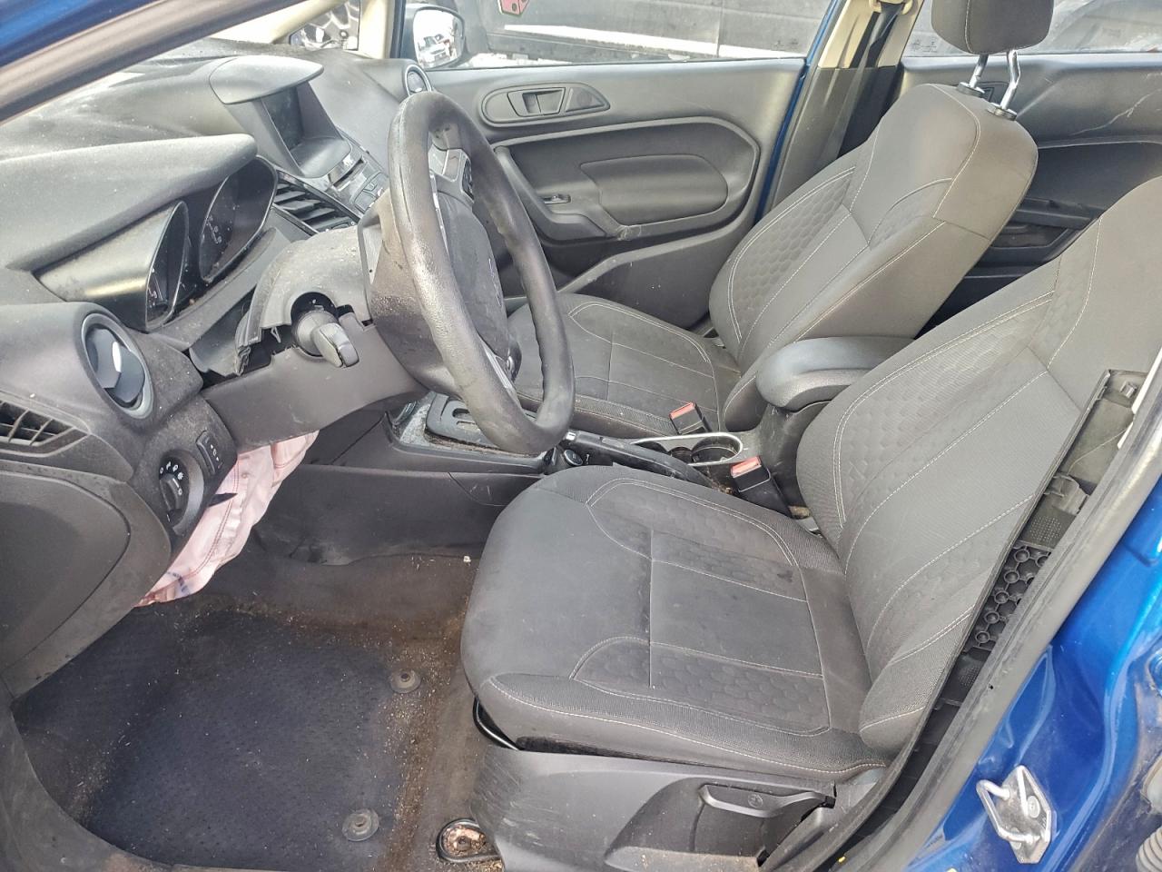 2019 FORD FIESTA SE photo 7