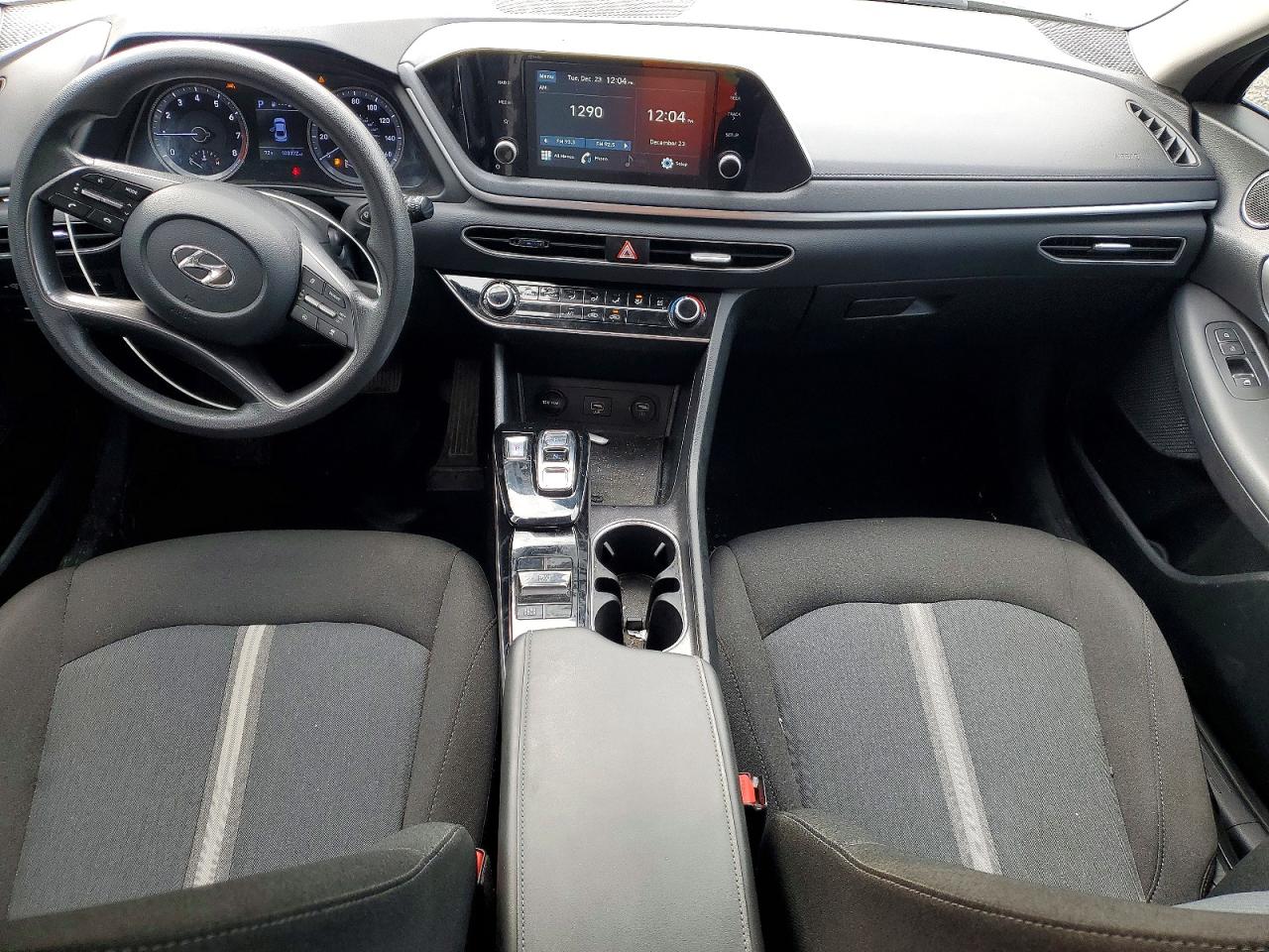 2020 HYUNDAI SONATA SE photo 8